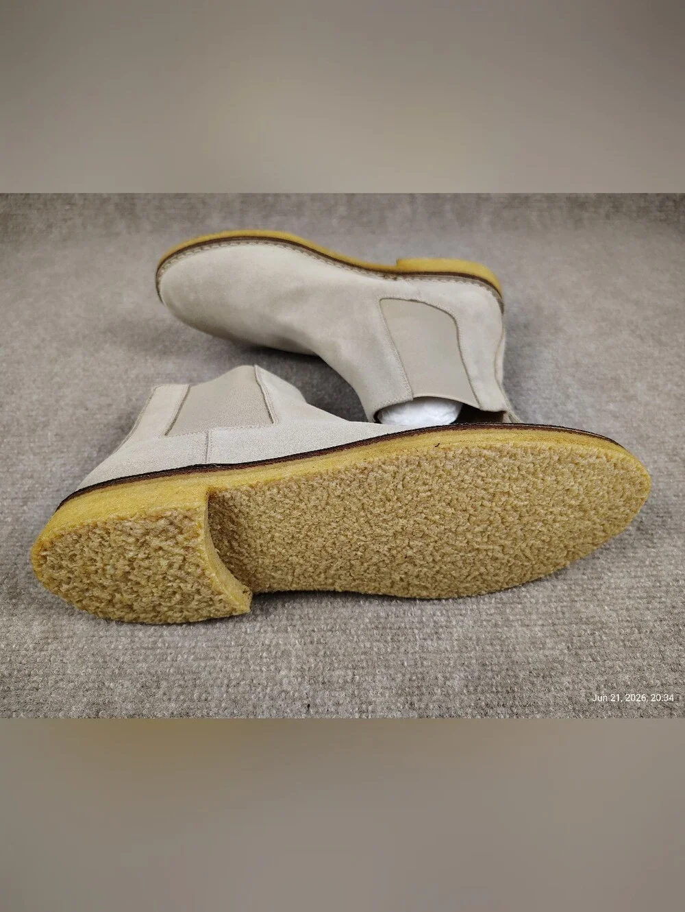 Mens BARNEYS NEW YORK Velour Beige Chelsea Boots Size 9M ITALY